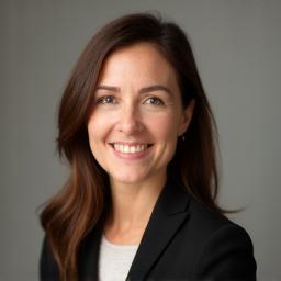 Emma Thomas, Editor-in-Chief